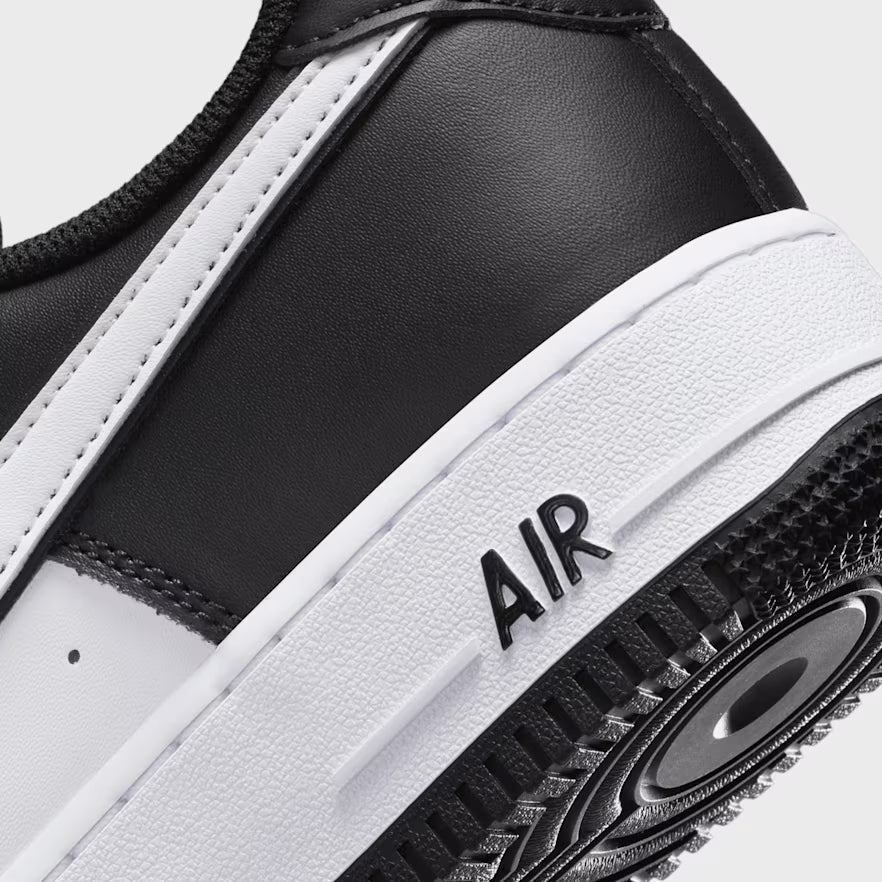 Nike Air Force 1 ’07 LV8 Herren Schwarz/Weiß