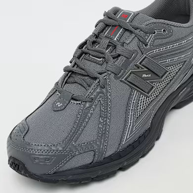 New Balance 1906 Grau