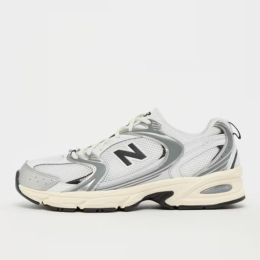 New Balance 530 Weiß / Silber