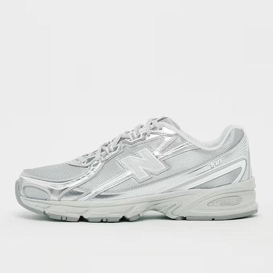 New Balance 740 Silber
