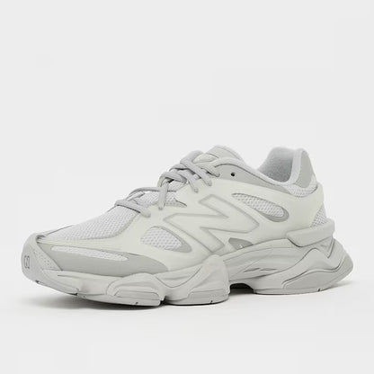 New Balance 9060 Beige / Grau