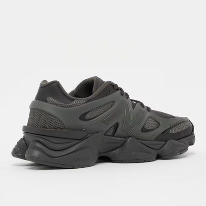 New Balance 9060 Grau