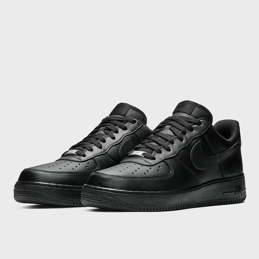 Nike Air Force 1 ’07 LV8  Herren Schwarz