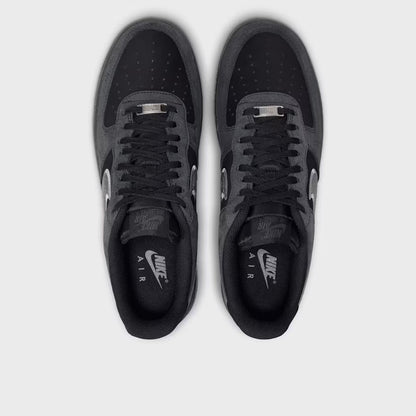 Nike Air Force 1 ’07 LV8 Herren Schwarz
