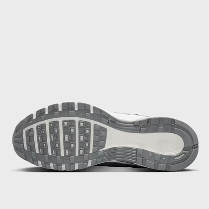 Nike P-6000 Herren Grau